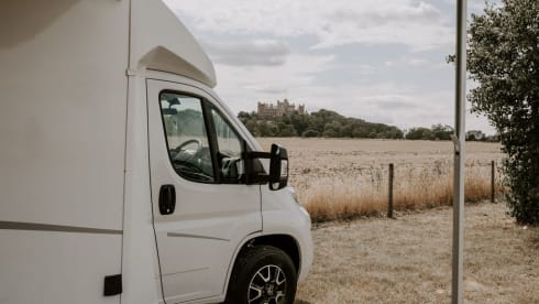 Ramone – 4 berth Citroën semi-integrated from 2025