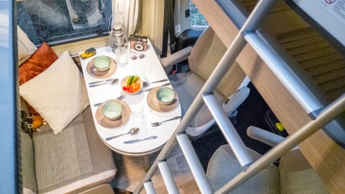 Fijnja – Luxury 4 pers. Pössl bus camper with sleeping lifting roof from 2019