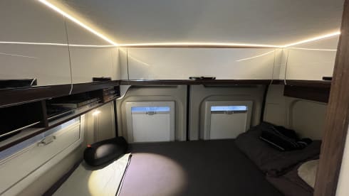 Ranger – New possl summit, bus camper of the year, with skyroof!