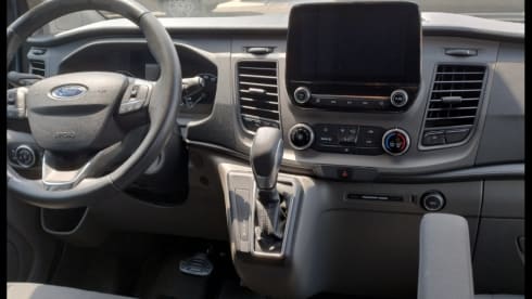 Adventure cooking and fun – 5p Ford campervan uit 2020