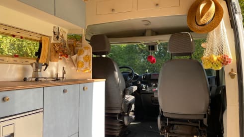 Rodriguez  – Adventurous Peugeot Boxer L3H2 "Rodriguez" with the right comfort