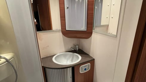 4p Adria Mobil semi-integrated from 2011