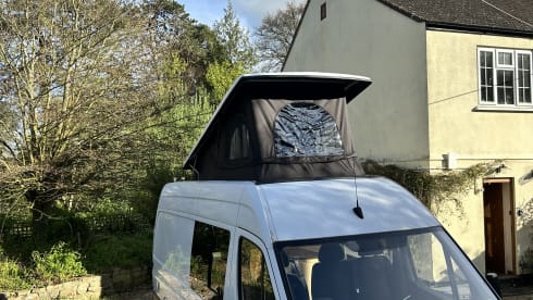 Bolt – 5 berth Mercedes-Benz Sprinter Van 2016