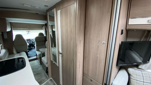 Nansi  – Compass 196 6 berth Motorhome 