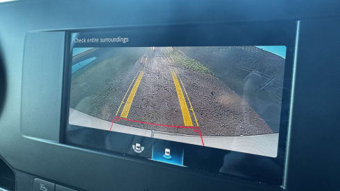 Claudia Sprintervan – 2 Berth Off Grid Sprinter Campervan