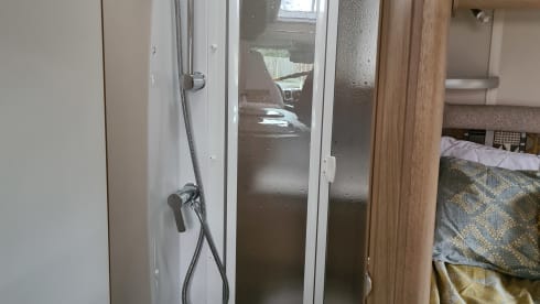 Kelsee – Kelsee 4 berth Elddis 155 Evolution Coachbuilt 2019