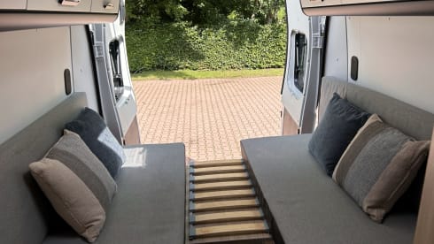 Adria Sun Living 2023 V65 SL bus camper | length beds | tow bar