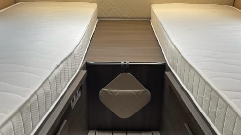 Huureenmobilhome – McLouis Carat 470G