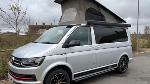 VW T6 Pop Top Campervan- Sleeps 4