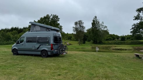 Bobil – 2024 Hymer campervan 4 personen