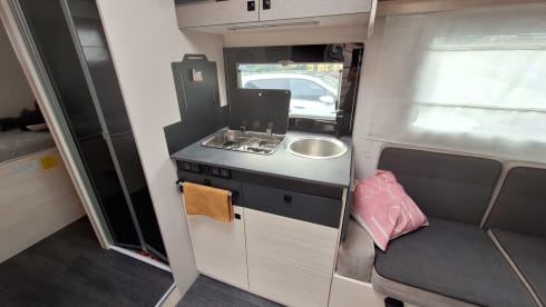 Chausson 720 – 5p Ford semi-integrated from 2023