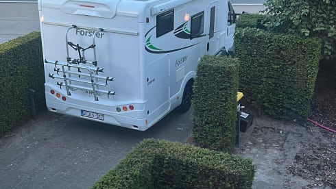 6p Eura Mobil alcove uit 2024