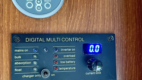 Volledig off-grid reizen met onze comfortabel uitgeruste 2p camper