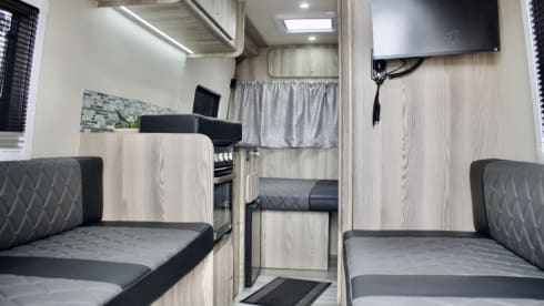 The Spirit of Scotland – Explore Scotland in our 2/3 Bed Mercedes, Toilet & Shower Free Insurance