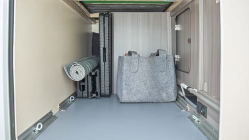 Camper von Kemper – New Hobby Motorhome 4 people - Ideal for families