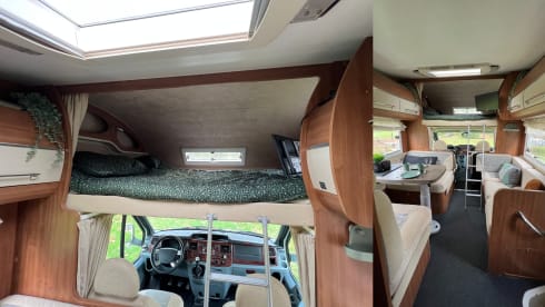 Doe een aanvraag!  – This camper (including rental account) is for sale! 