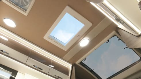 Dixie – 5p McLouis semi-integrated from 2025