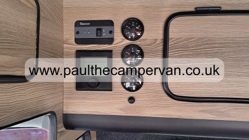 Paul – 2 1/2 berth Luxury Mercedes Campervan, with kennel - Inclusive Insurance