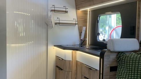 Wunderschöner Pilote 696 D , mit Großem Bad im Heck