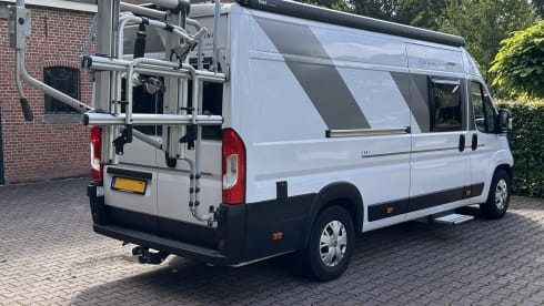 Adria Sun Living 2023 V65 SL bus camper | length beds | tow bar