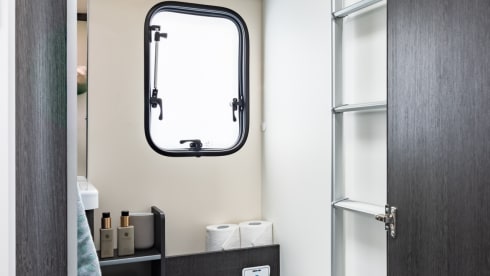 Zefiro – Roller Team-Bus mit 4 Schlafplätzen ab 2023