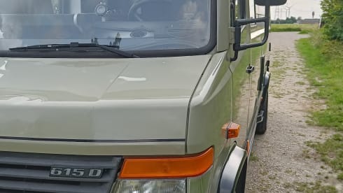 Goos – 3p classic Mercedes-Benz bus 