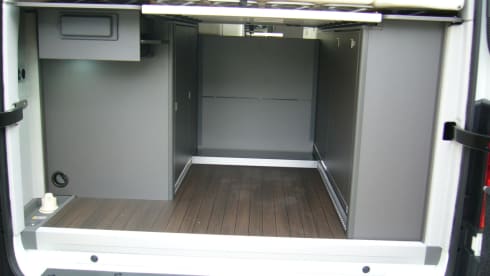 Charles – VW Grand California 600 fully equipped