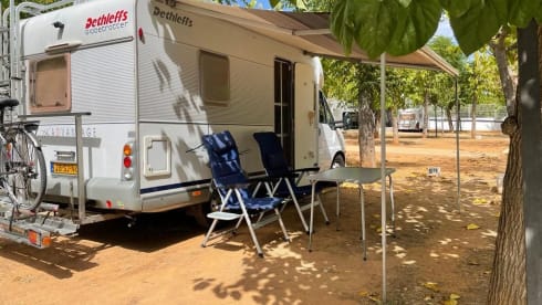Camperverhuurvalencia.com – Nice camper for rent in Valencia
