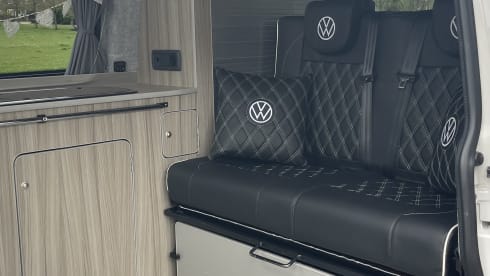 Badger  – Salisbury Camper Van