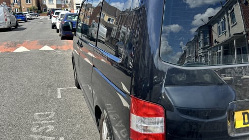 Tulula  – Your Surf-Ready VW Day Van for Coastal Adventure!!