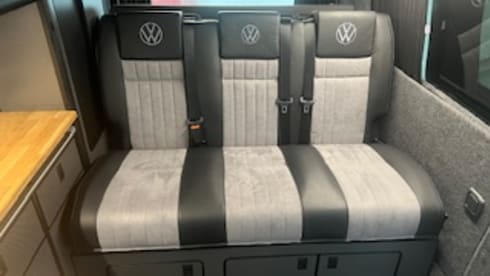 Big Freedom – 4 berth L.W.B Volkswagen campervan from 2024