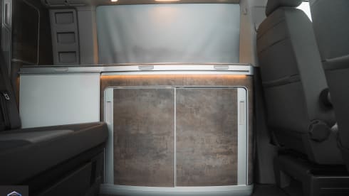 Weekender One – 4 berth Volkswagen campervan - AUTOMATIC