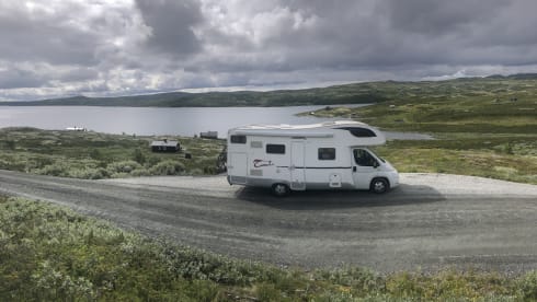 Spacious luxury 6p (family) camper