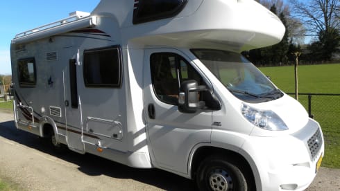 Spacious and complete camper for a nice price