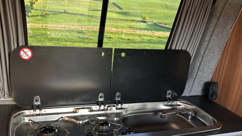 Luxe VW T5 Transporter campervan te huur, 2 slaapplaatsen