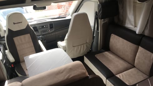 Comfortable cocoon 463