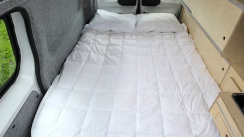 4 pers. Fixxter XXL automatic Euro 6 extra wide bed