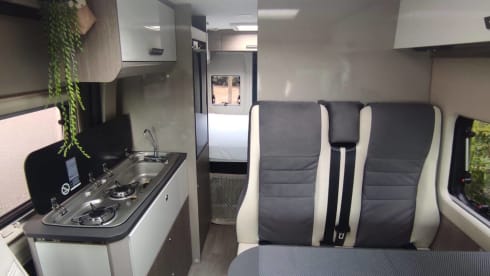 Furgone attrezzato per 2 o 4 persone alle porte della Bretagna