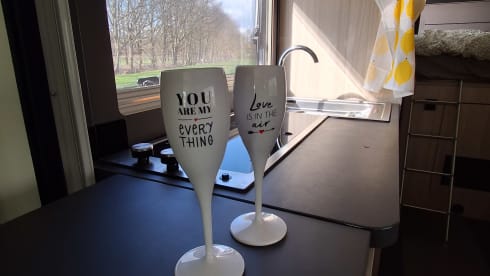 Billie – 5-person Sun Living alcove from 2021