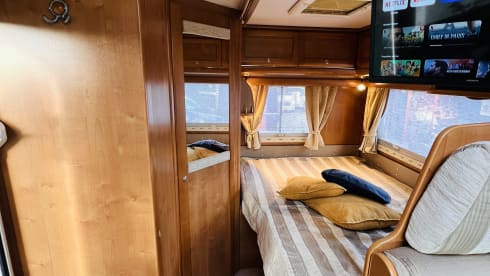 Compleet huisje op wielen! – Rapido Camper 2 person compact and complete!