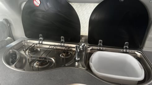 Bertyventurer – 4 berth Mazda bongo to hire with awnings let your adventure begin here