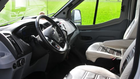 Cocoon – 5p Benimar semi-integrated from 2019