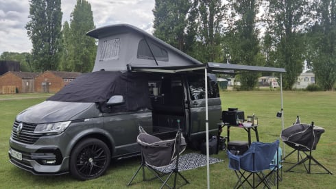 Little Trail Collective – Camper Volkswagen a 4 posti letto del 2024