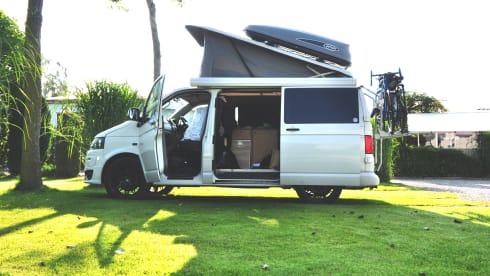Milkyway – Off Grid Van essentials included