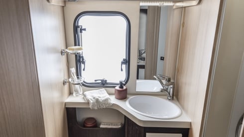 6p McLouis alcove from 2023