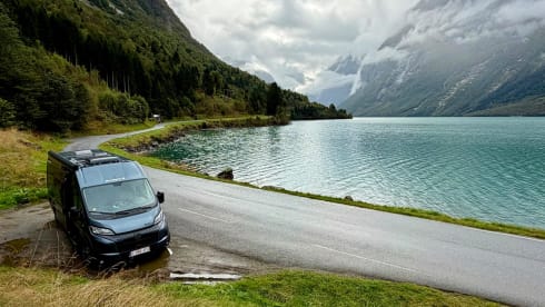 TalisIVIan – Nieuwe Peugeot van 6m40 - 2 personen