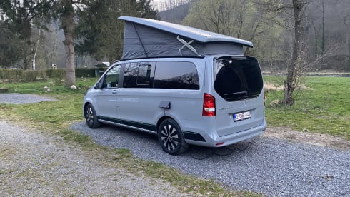 Quini – 4p Mercedes-Benz campervan uit 2025