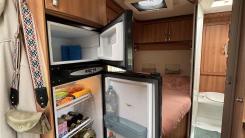 Camper Champagne – Hymer T 654 CL Exclusive Line