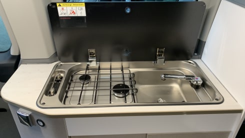 BETSY – Urban Camper Bürstner Copa C530 2025 WC Aufstelldach AHK 4 Personen