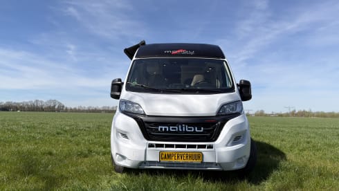 Making Memories 5 – 2023 Malibu charming GT640 Automaat luxe Buscamper skyview 